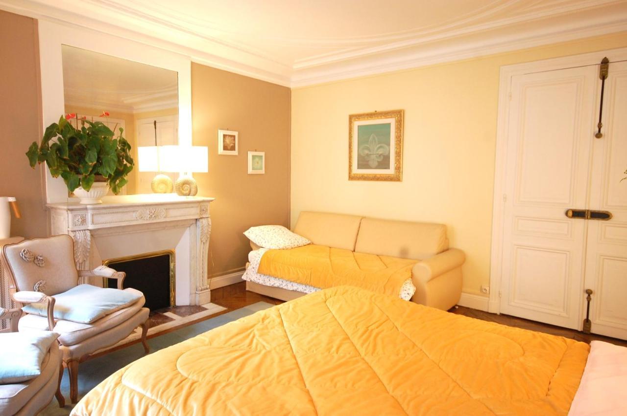 Two-Bedroom Apartment Champs-Elysees Paris Exterior photo